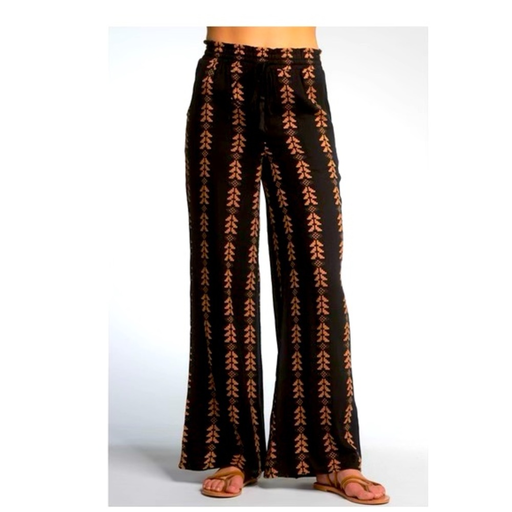 SALE 50% OFF - Elan tie waist pants - new with tags